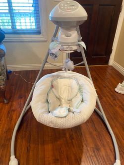 Baby swing