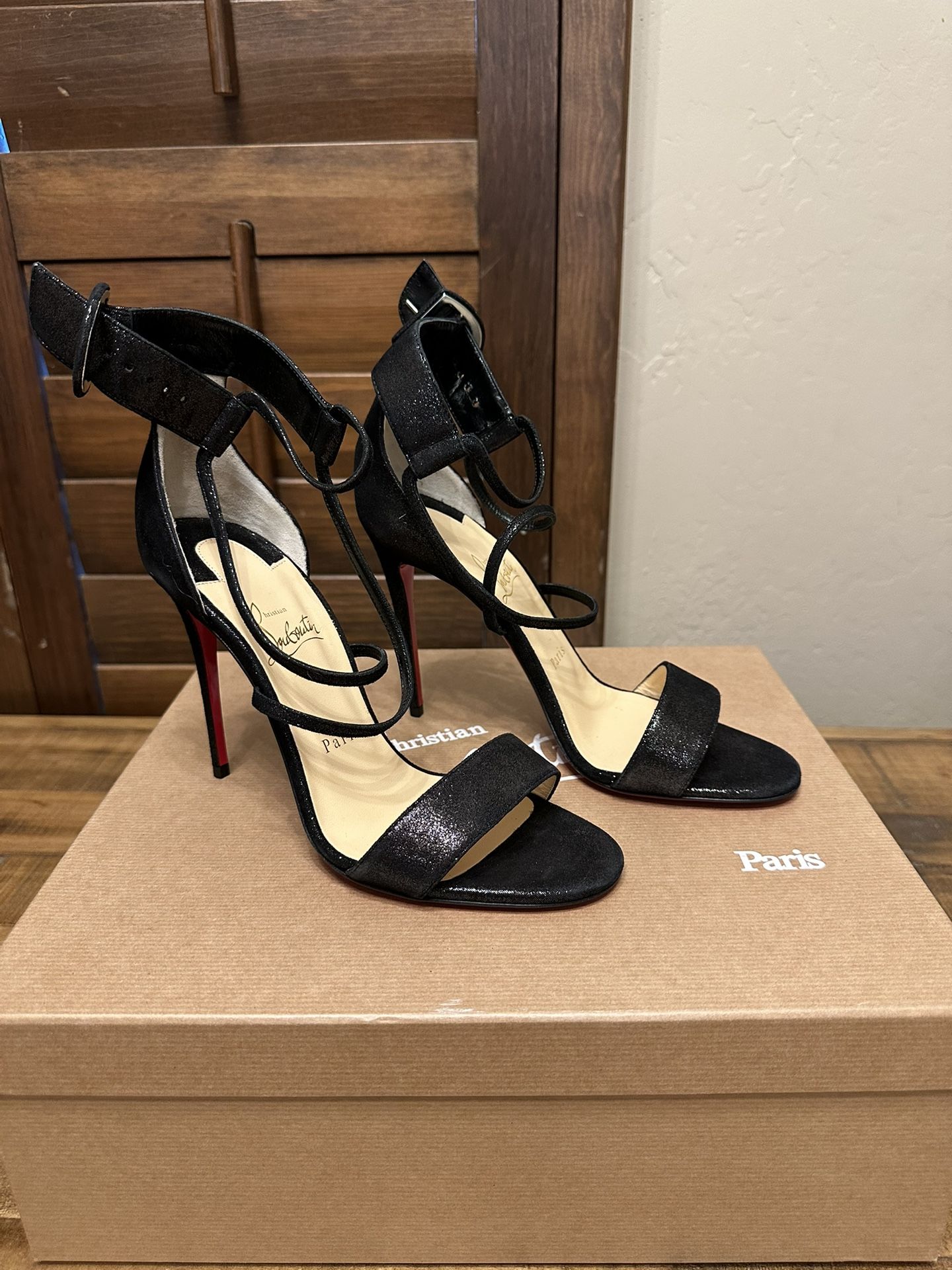 Never Worn Christian Louboutin Shoes (size 8.5)