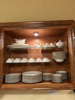 Castleton China - (Mint Condition)