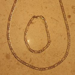 24" 14k Gold  Necklace W/ Matching 8" Bracelet