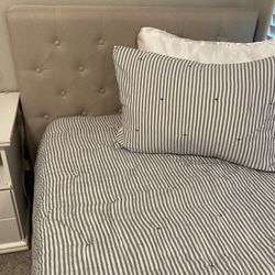 Twin Bed