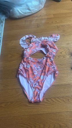 Bathing suit