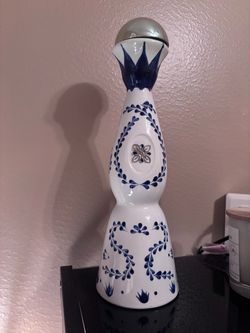 Clase azul bottle