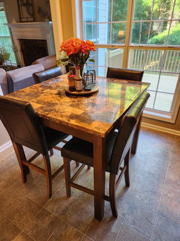 Lovely Kitchen Table - Bar Height