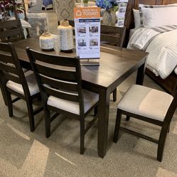 6 Person Dining Table