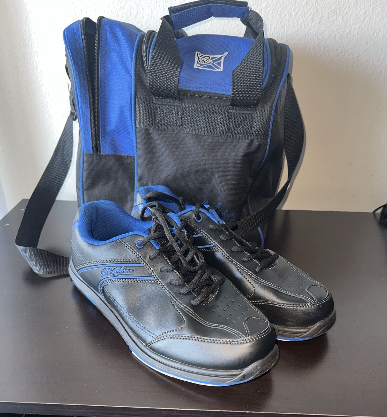 KR Strikeforce Black & Blue Bowling Bag & Size 11 Shoes M-032