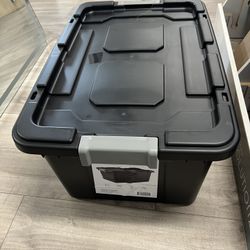 Storage Containers For Sale $9.50 And $7.50