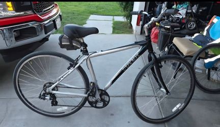TREK 7000