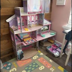 Kidcraft Tall Barbie house