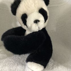 Vintage Art’s Toys Korean Hugging Panda Bear 