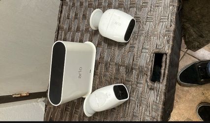 Arlo Wireless Security Cameras 
