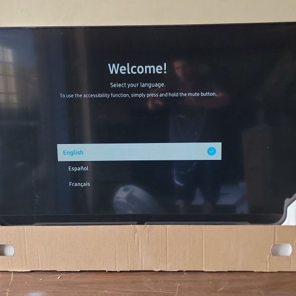 LH65BETHLGFXGO by Samsung 65 BETH Series Crystal UHD 4K Pro TV