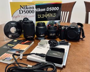 Nikon D5000