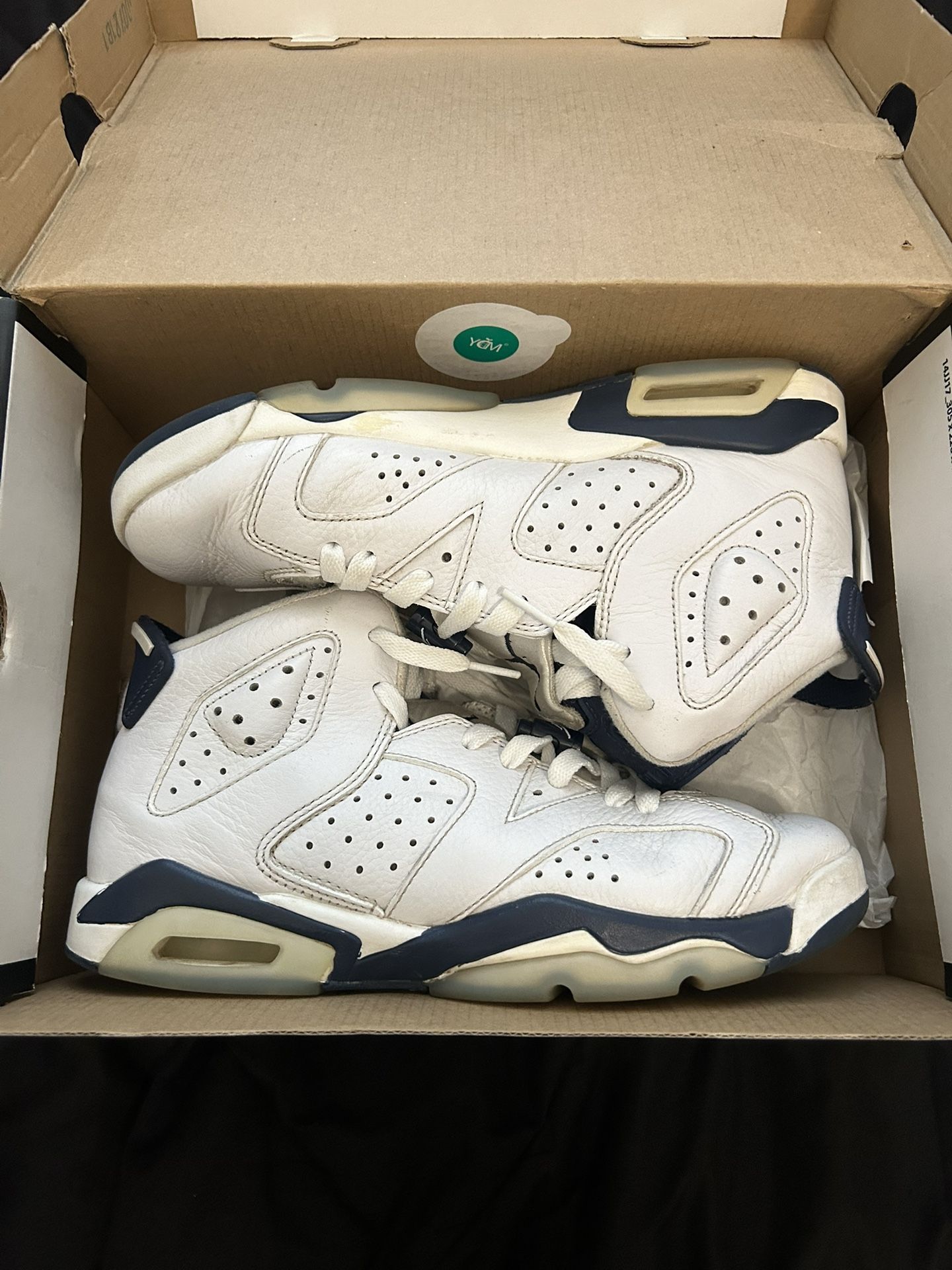 Jordan 6 Midnight Navy