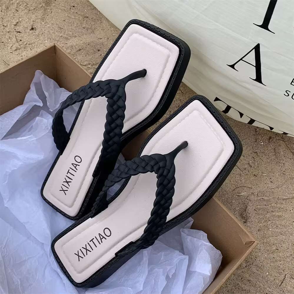 slippers