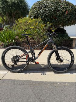 Norco Fluid FS 27.5 Mountain Bike Medium size
