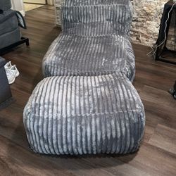 Free Light Gray Beanbag, Chase Lounge