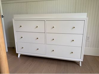 Pottery barn Dresser