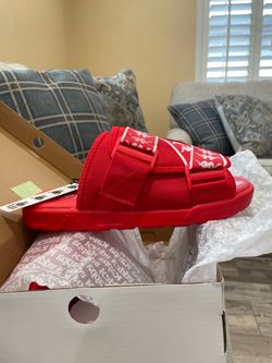 Kappa Draco slides size 9
