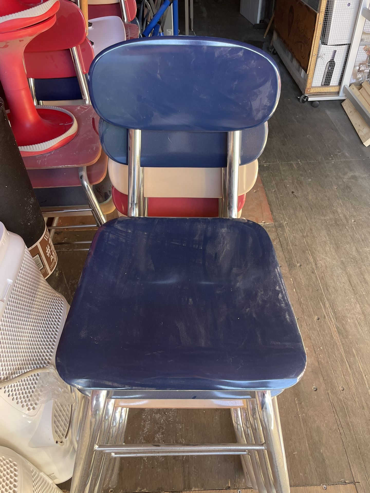 20 Chairs