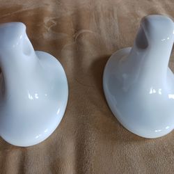 White Porcelain Towel  Or Toilet Paper Holder 