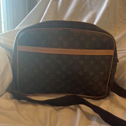 Louis Vuitton Reporter Bag 