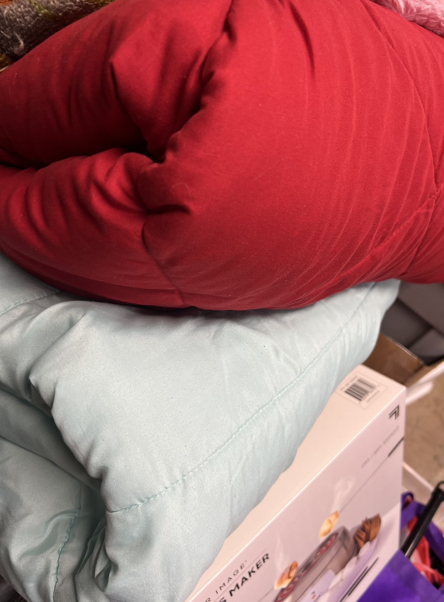 COMFORTERS