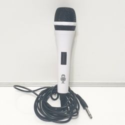 Dynamic Karaoke Microphone. 1/4in Connection Works Great Tested 