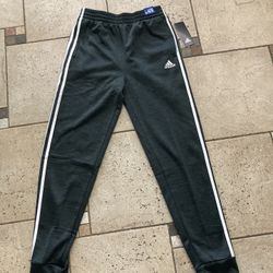 NWT Adidas Boys Jogger Size L 14/16