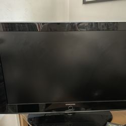 Samsung LCD 37”