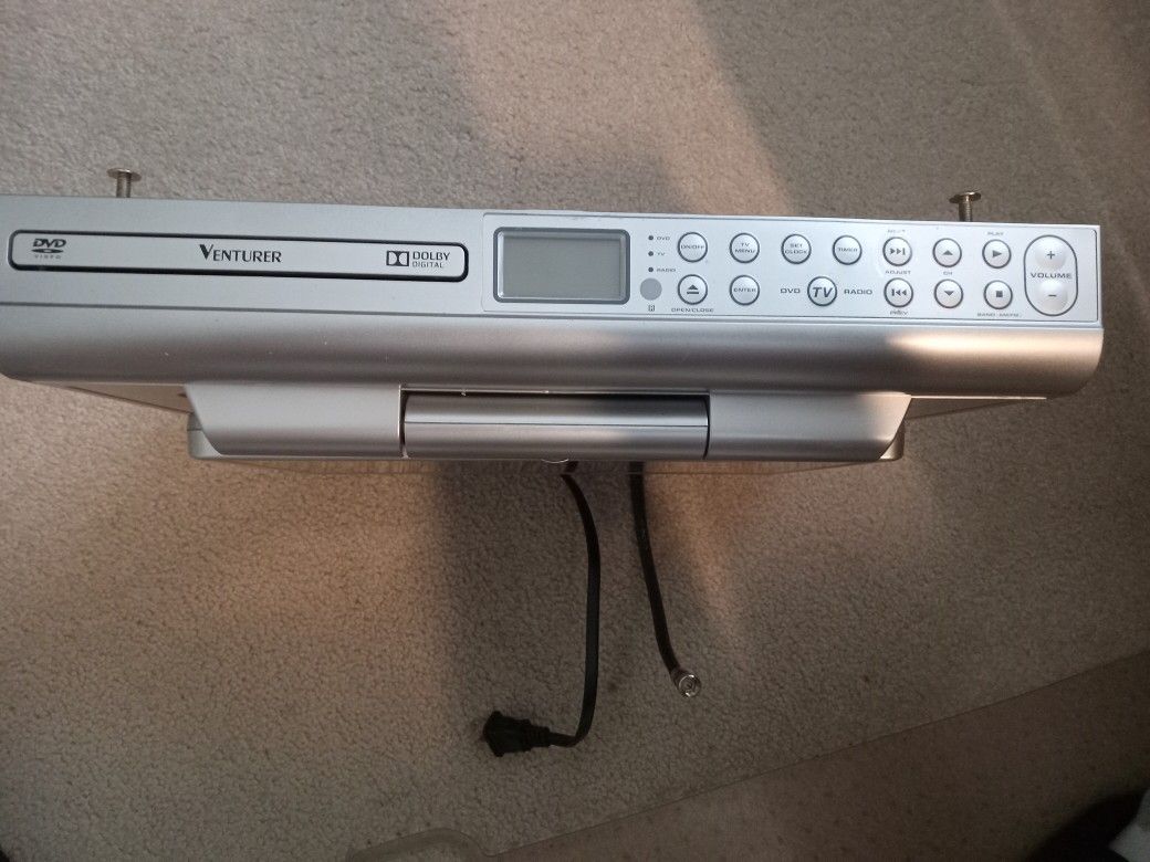 Venturer ALV39092 9" Under CABINET TV/DVD