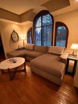 Sectional Couch (Large)