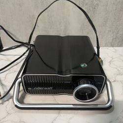 Wonderwall Entertainment II Projector with Stand 