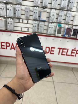 iPhone XS 64GB Unlocked 