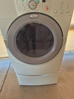 Whirlpool Duet washer and electric dryer
