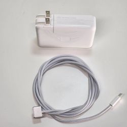 Apple USB-C Power Adapter MacBook 13'' 16'' M1 M2 A2452 with Magsafe3 cable