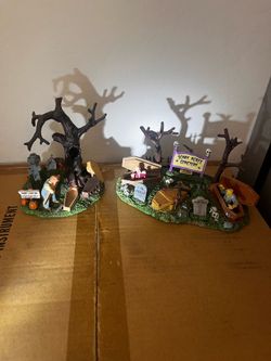 Halloween Lemax items