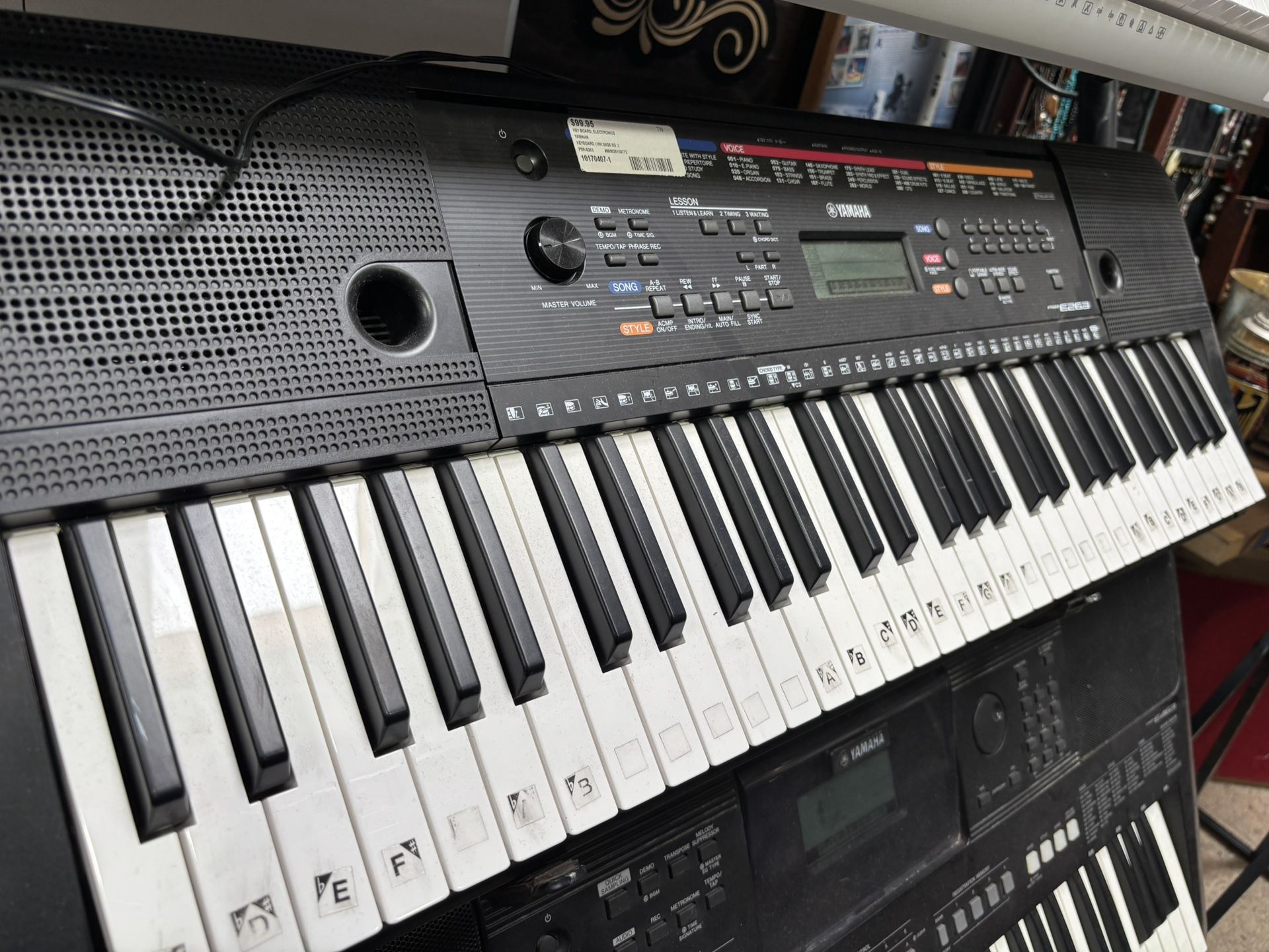 Yamaha PSR-E263 Keyboard Piano Musical Instrument With Power Cord