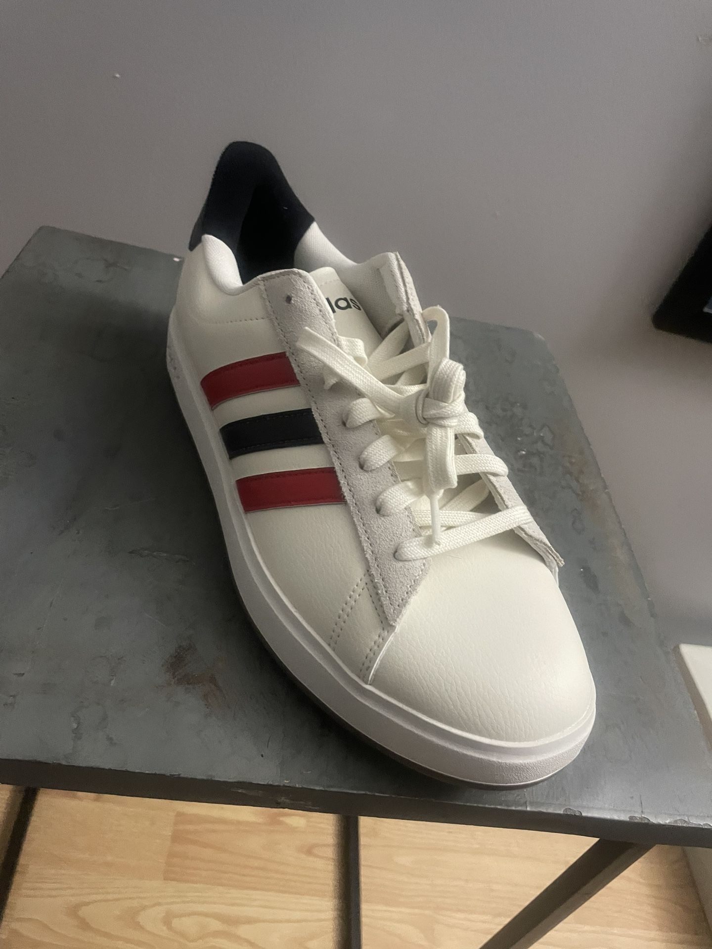 Adidas Grandcourt 2.0
