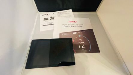 Lennox S40 Smart WiFi Thermostat 22V24