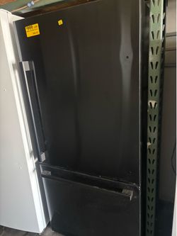 Black Bottom Freezer New