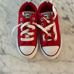 Kids Converse size 12