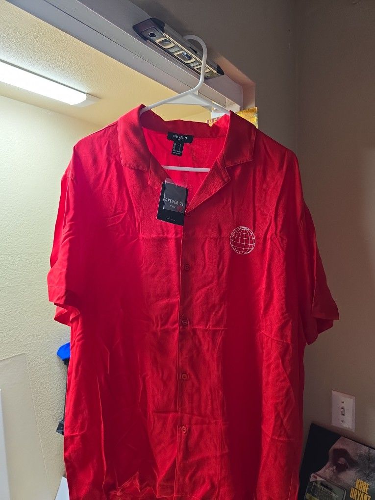 Forever 21 Mens Button Down Large