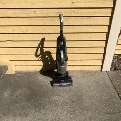 Eureka Dash Sprint Vacuum