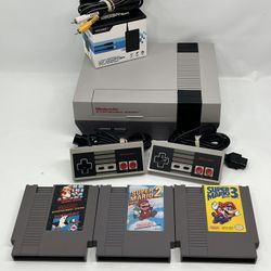 Nintendo NES Console Bundle With Mario Trilogy Original NES-001