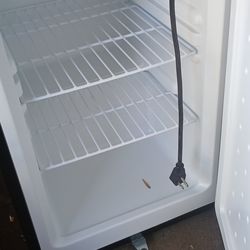 Mini freezer