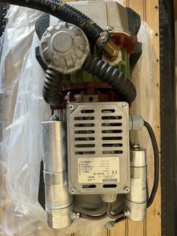 2 New Becker Rotary Vacuum Pumps