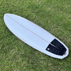 Album Surfboard | Plasmic | 5’6