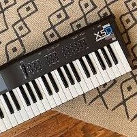 Korg x5D