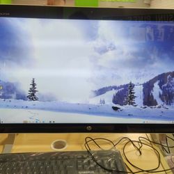 HP Envy Gaming 27" All In One Intel Core i7 6th Gen @2.80, 16gb Ram, 1TB HDD, AMD Radeon R7 M370 4gb Gaming graphics. Windows 10 Home and Microsoft of